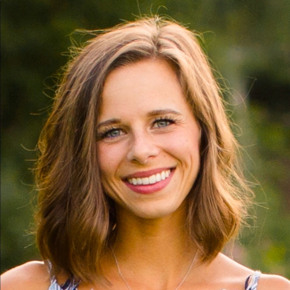 Meet your Posher, Alicia